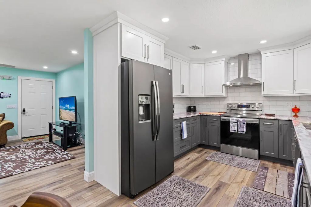 Cheerful 3-Bedroom Vacation Home with Free Parking