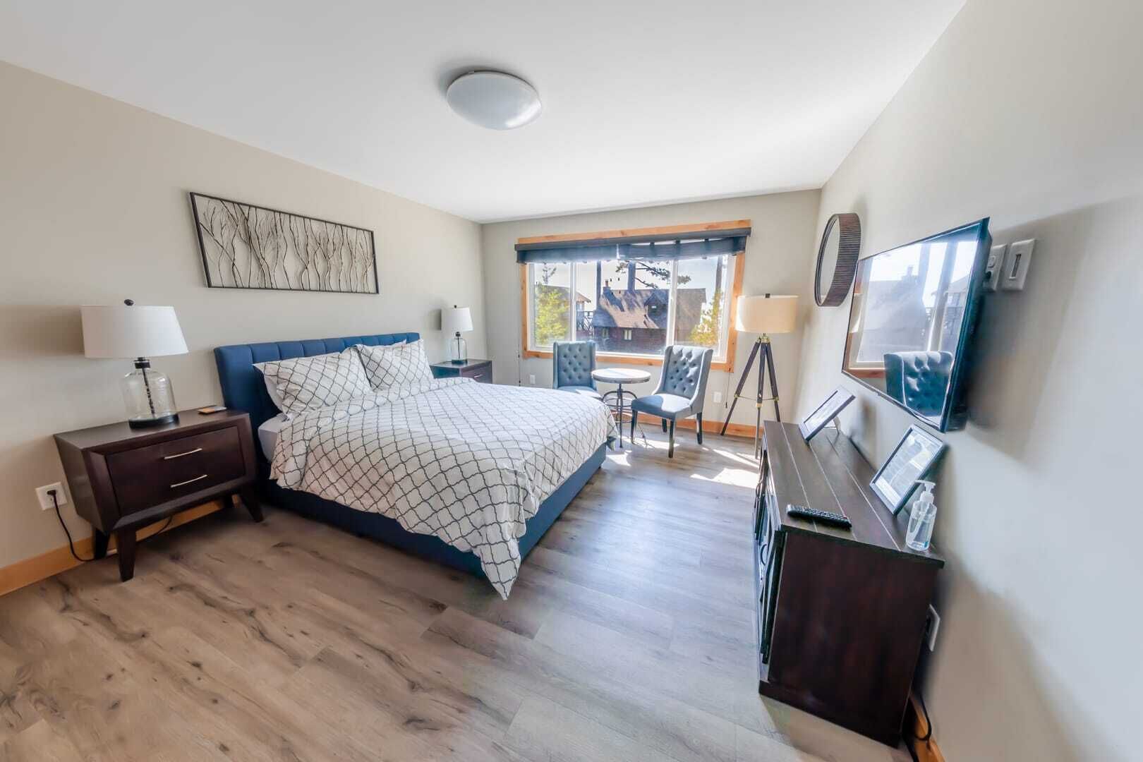 #7 Lakeside/Location! Great View, Beach, Dog ok