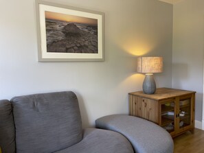 Téléviseur connecté, jeux vidéo, livres