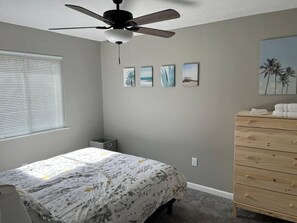 2 bedrooms, iron/ironing board, WiFi, bed sheets