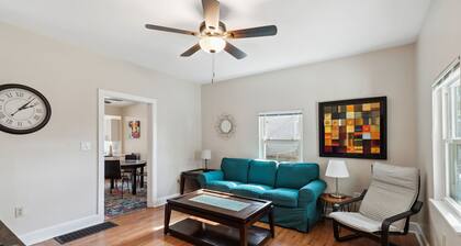 Chestnut, Three Bedroom House in Historic Loveland