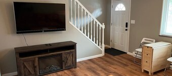 Carter #3, Two bedroom unit near Xavier, Downtown