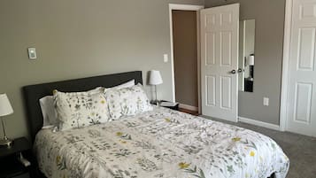 2 bedrooms, iron/ironing board, WiFi, bed sheets