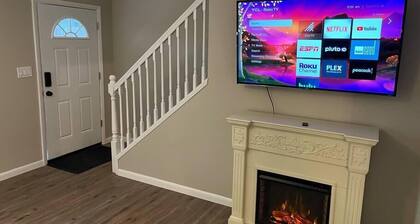 Carter #6, Two Bedroom Apartment near Xavier