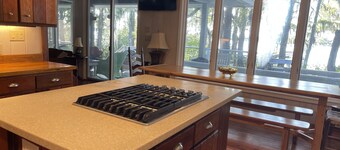 Waccamaw River-front home with private dock and sweeping views! Family style gem