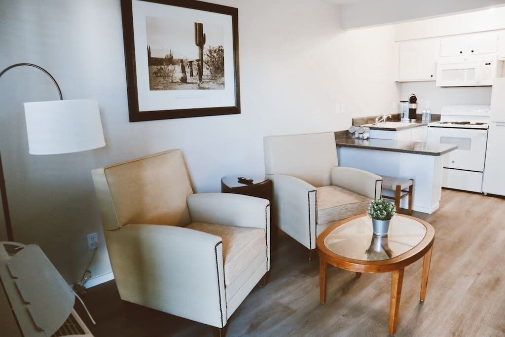 207 Lovely 1-bedroom with 2 beds --Pool and Spa