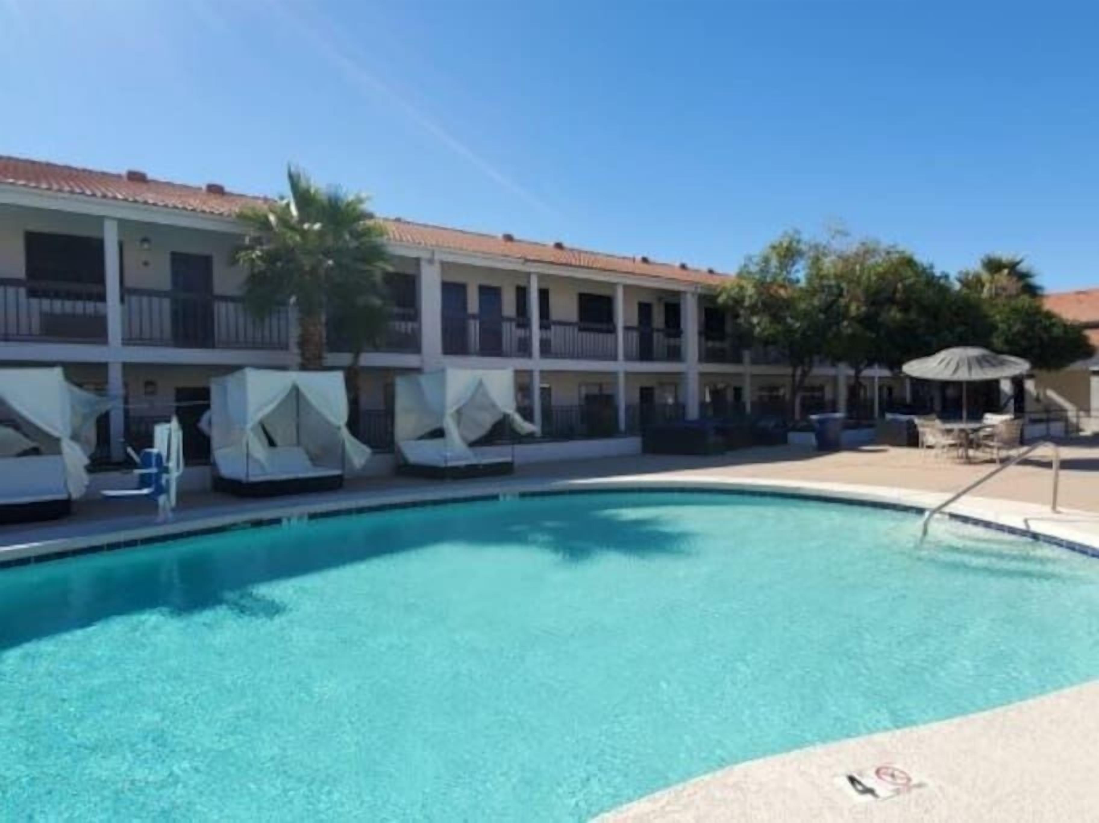 234 Cozy 1 bedroom apt, with pool, hot tub and gym