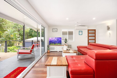 Villa Beachside - On the beach, Air- conditioned and Pet Friendly