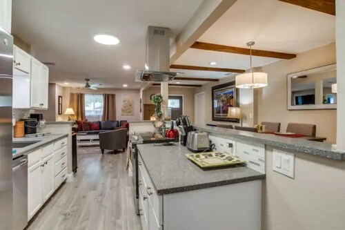 Grapevine Historic District ! New Remodel, TCU close by