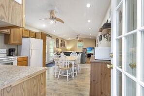 Fridge, microwave, oven, stovetop - Lake Cabin & Dock - A True Ozarks Experience! (Barnett)