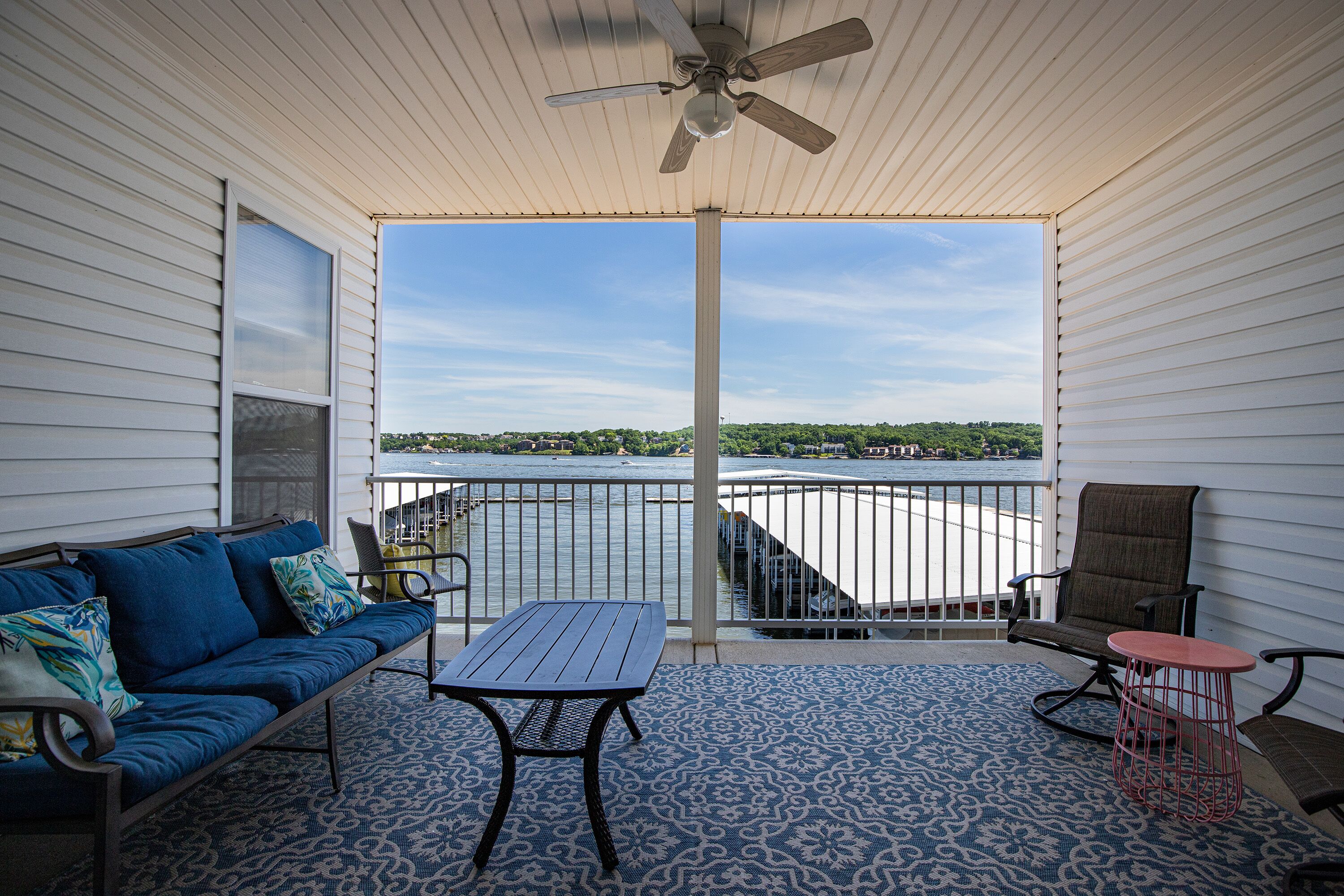 Island Life!  Pool, Grilling Patio & Amazing Views!