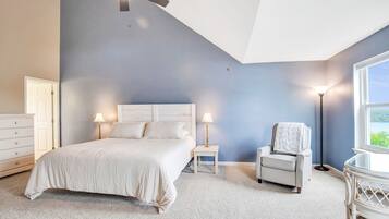 4 bedrooms, iron/ironing board, free WiFi, bed sheets