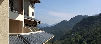 Tiantangzhai Holiday Hotel