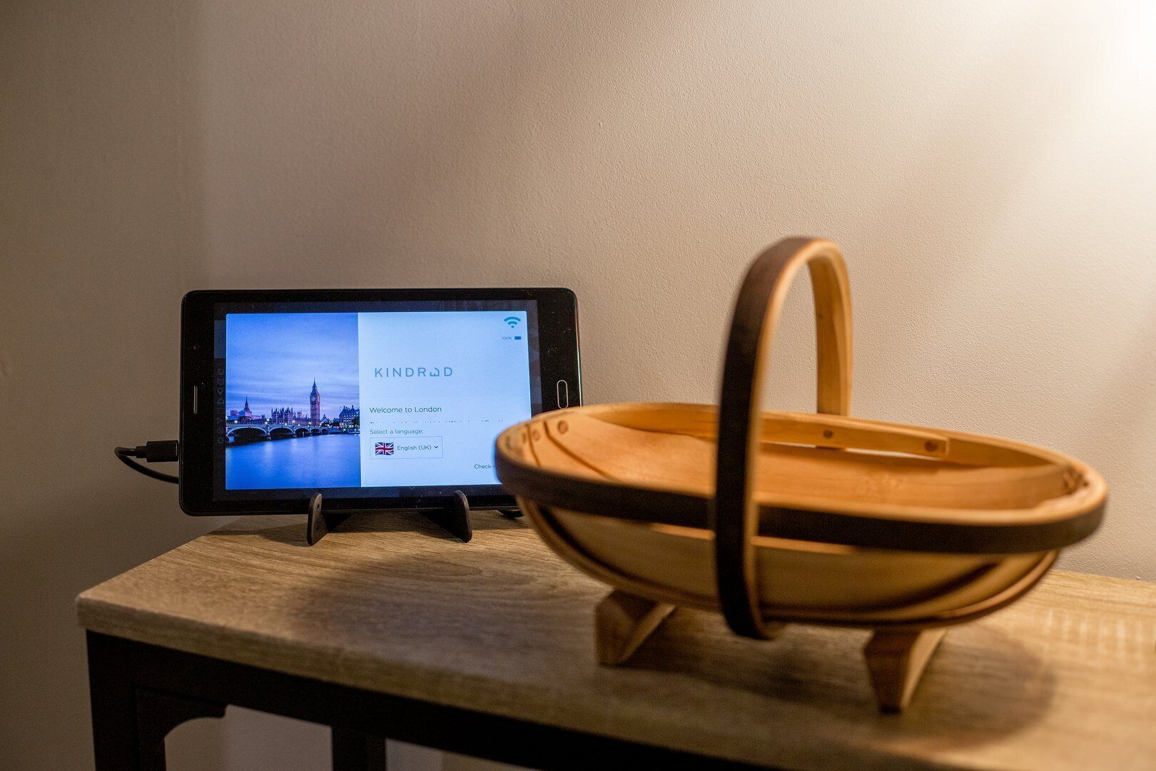 Heart of Whitechapel - A Stay Kindred Home w/ AC hosted by GuestReady