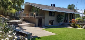 Exterior - life house (San Mateo)