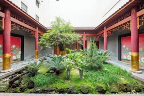 Garden - Luban International Hotel (Nanling)