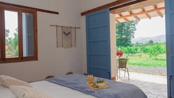 1 chambre, bureau, Wi-Fi gratuit, draps fournis