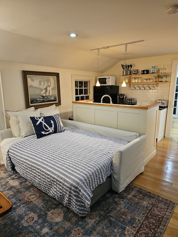 1 habitación, tabla de planchar con plancha, wifi gratis y ropa de cama 