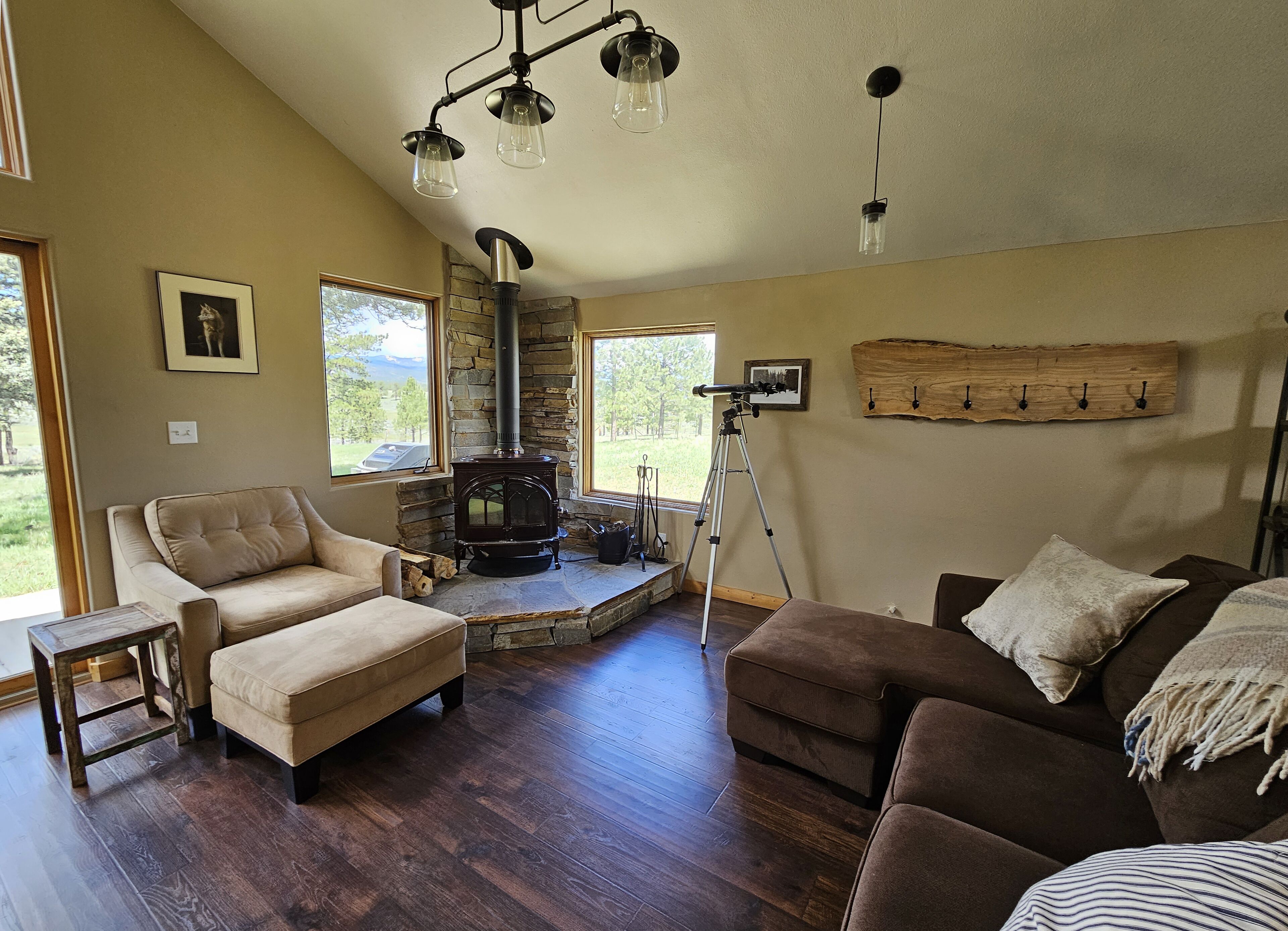 Wheeler Peak Views, Easy Access, Level Driveway, On Greenbelt, Pet Friendly