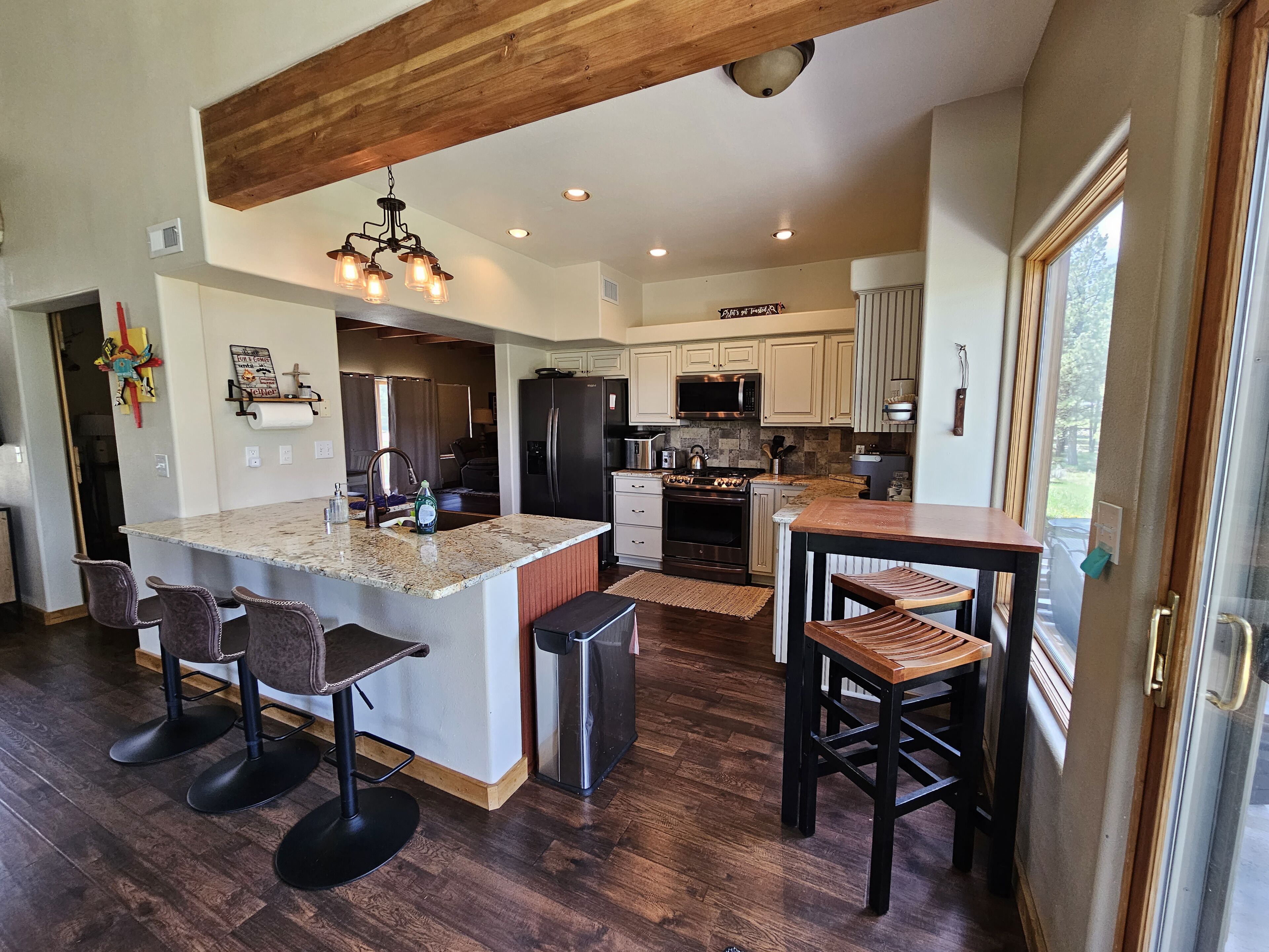 Wheeler Peak Views, Easy Access, Level Driveway, On Greenbelt, Pet Friendly