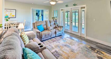 Angler's Haven in Crescent City w/ Boats & Dock