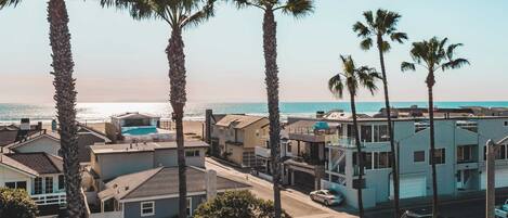 House (6 Bedrooms) | Interior