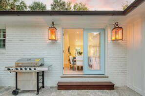 Interior - Sawyer by Avantstay Stunning Isle Of Palms Home w/ Pool! (Isle of Palms)