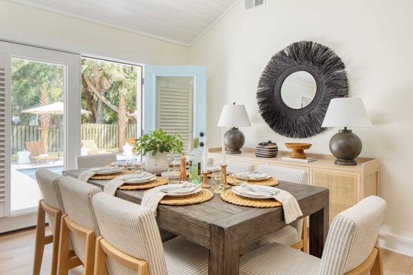 House (4 Bedrooms) | Interior