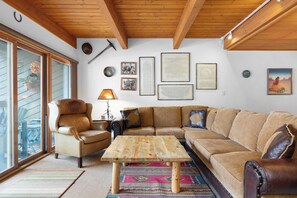 House (2 Bedrooms) | Interior - Riverside Condos B101 by Avantstay Condo Close To Downtown, Town Park & Ski Lift #8 (Telluride)