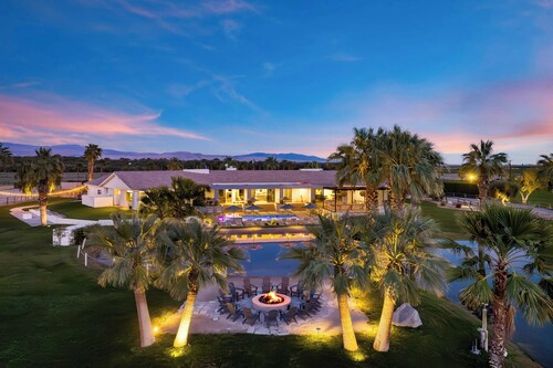 40-acre Estate, Priv Lake, Tennis, Golf Green, Soccer Buena Vista by Avantstay