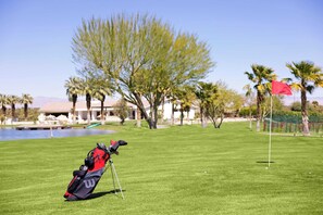 Interior - 40-acre Estate, Priv Lake, Tennis, Golf Green, Soccer Buena Vista by Avantstay (Thermal)