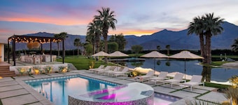 Buena Vista by Avantstay Massive Outdoor Oasis w/ Pool, Spa & Firepit!