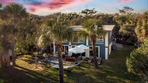 Interior - Sandpiper by Avantstay Gorgeous Beachside Home w/ Spacious Yard & Chic Design (Hilton Head Island)