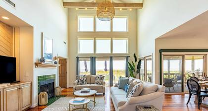 Derby by Avantstay Beautiful Oceanfront Home w/ Incredible Views