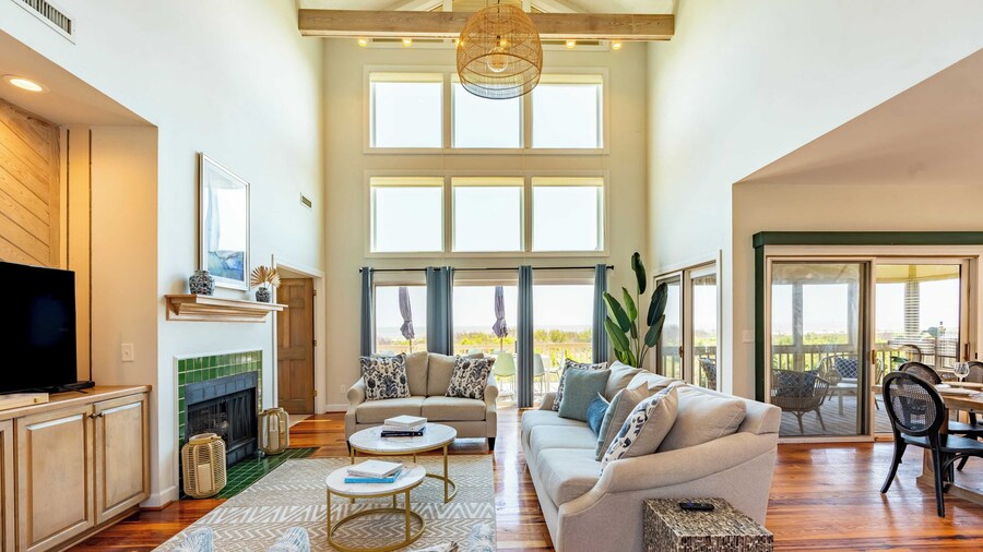 Derby by Avantstay Beautiful Oceanfront Home w/ Incredible Views