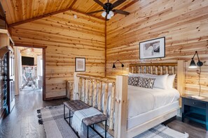 Maison (6 Bedrooms) | 6 chambres, bureau, fer et planche à repasser, lits bébé (gratuits)
