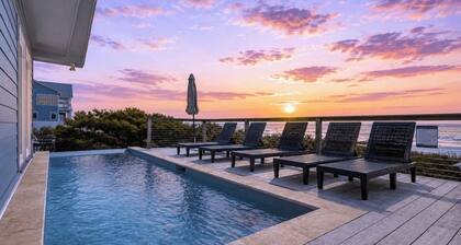 Lighthouse by Avantstay Beachfront View Home w/ Pool Table & Ping Pong