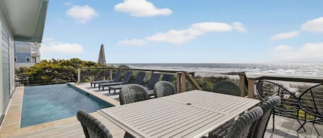 House (6 Bedrooms) | Interior