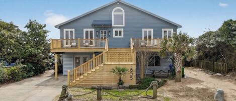 House (6 Bedrooms) | Front of property