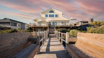 Rumah (6 Bedrooms) | Interior