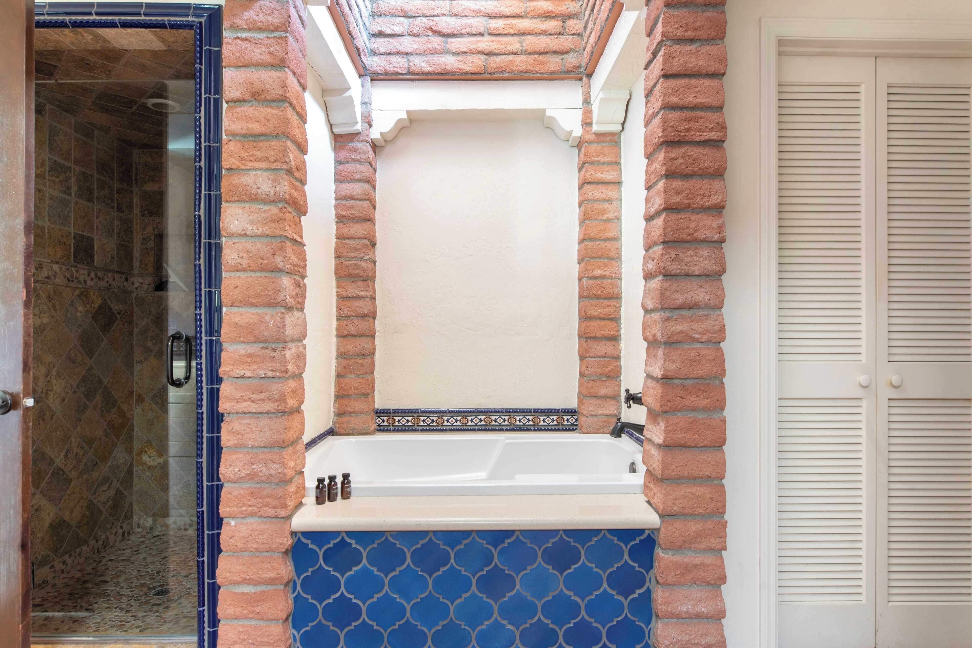 Casa (5 Bedrooms) | Bany | Articles de tocador gratuïts, tovalloles, sabó i xampú 