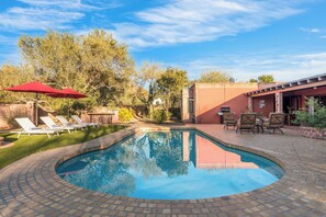Outdoor pool - Charming 5bdr Hacienda w/ Pool, Fire Pit, Billiards La Casona by Avantstay (Phoenix)