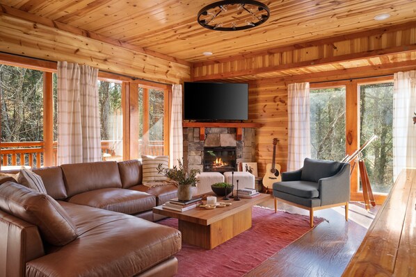 55-inch TV with digital channels, streaming services - Haywood by Avantstay Mountain Living Dream! w/ Movie Theatre, Hot Tub+views! (Sevierville)