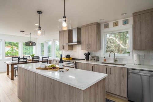 Vivenda Vida Boa by Avantstay Recently Renovated Home in Manzanita w/ Lovely Sunny Deck