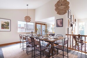 Interior - Marigold by Avantstay Warm & Stylish Home in Wine Country w/ Pool (Santa Rosa)