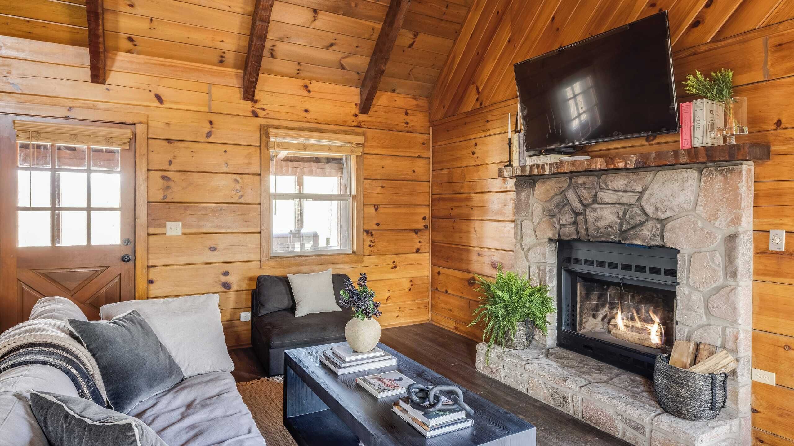 House (2 Bedrooms) | Front of property