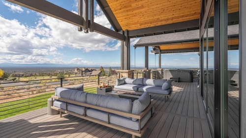 Pioneer by Avantstay Magnificent Home Located In The Brasada Ranch Community!