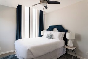 Talo (6 Bedrooms) | 6 makuuhuonetta, silitysrauta/-lauta, ilmaiset vauvansängyt