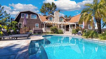 Villa (5 Bedrooms) | Innvendig