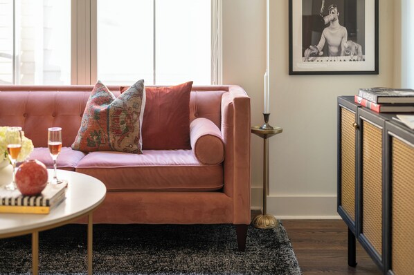 Interior - Hart Suite 16 by Avantstay Gorgeous Town House w/ Modern Amenities in Nashville! (Nashville)